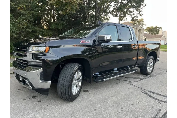 $26995 : 2019 Silverado 1500 LTZ image 8