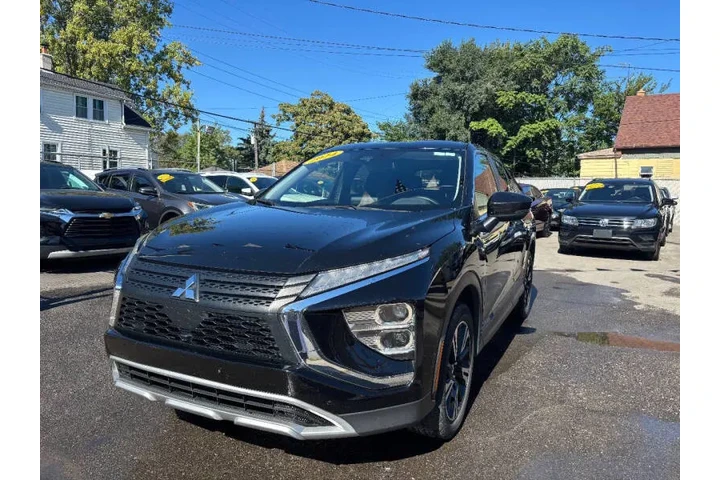 $22995 : 2024 Eclipse Cross SE image 4