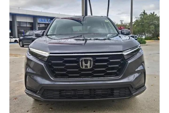 $28662 : Honda CR-V 2026 LX 4dr SUV image 1