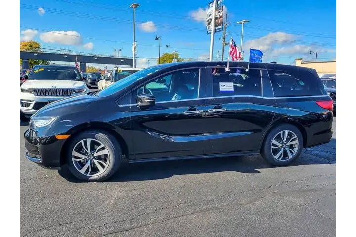 $37880 : Honda Odyssey 2023 Touring 4 image 4