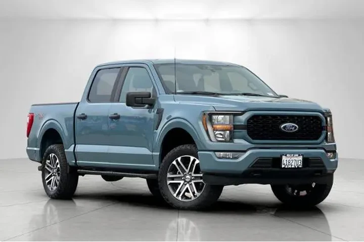 $37787 : Ford F-150 2023 4x4 XL 4dr S image 1