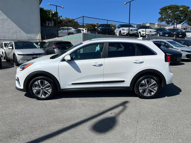 $20900 : Used 2020 Niro EV EX Premium image 8