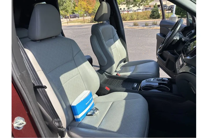 $25000 : 2020 Passport Touring image 5