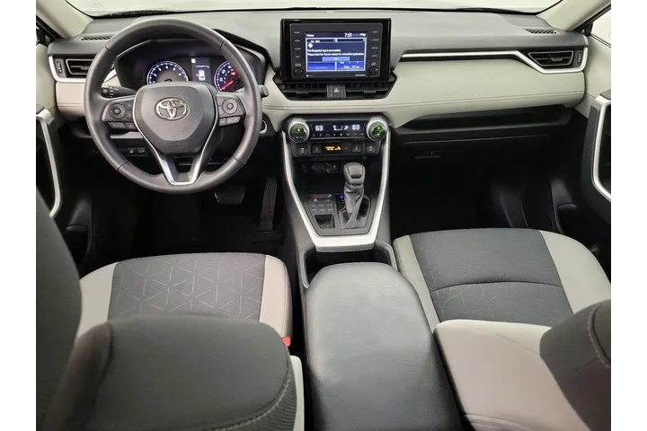 $33998 : Toyota RAV4 2022 AWD XLE 4dr image 9