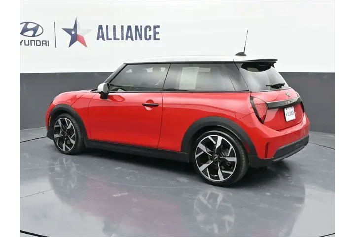 $28919 : MINI Hardtop 2 Door 2025 Coo image 4