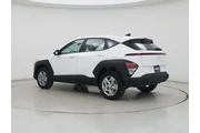 $23998 : Hyundai KONA 2024 AWD SE 4dr thumbnail