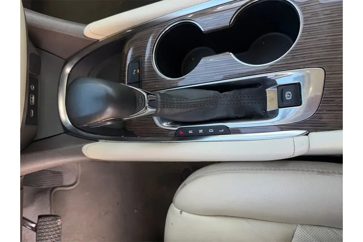 $22000 : Chevrolet Malibu 2024 LT 4dr image 10