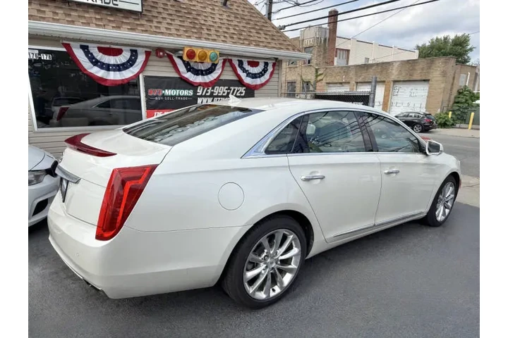 $8399 : 2013 XTS Premium Collection image 4