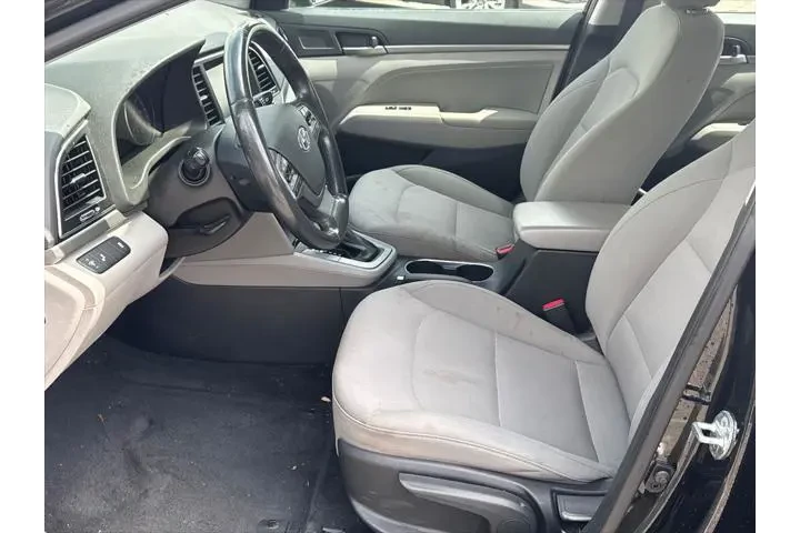 $10995 : Hyundai ELANTRA 2018 Value E image 9