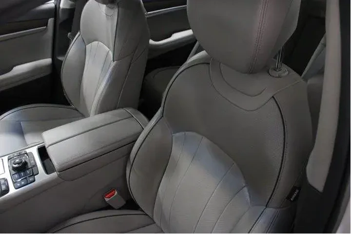 $24971 : Genesis G80 2018 3.8 4dr Sed image 7