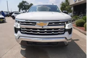 $29988 : Chevrolet Silverado 1500 202 thumbnail