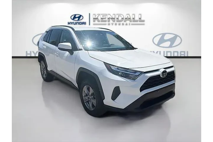 $24888 : Toyota RAV4 2024 XLE 4dr SUV image 1