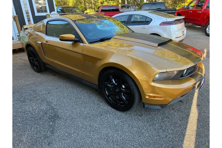 $9999 : 2010 Mustang GT Premium image 4