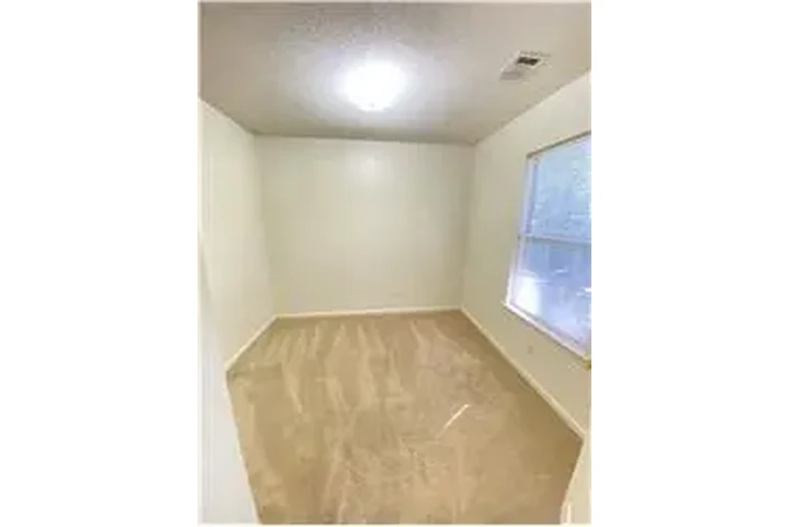 $2150 : Rental property with 3 bedro image 10