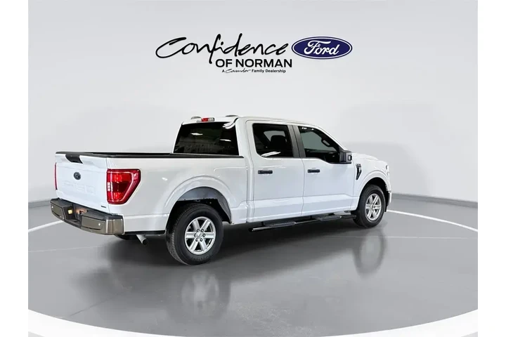 $30481 : Ford F-150 2023 4x2 XL 4dr S image 9