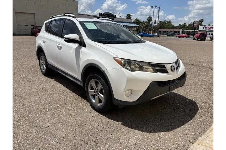 $16735 : 2015 RAV4 XLE image 6