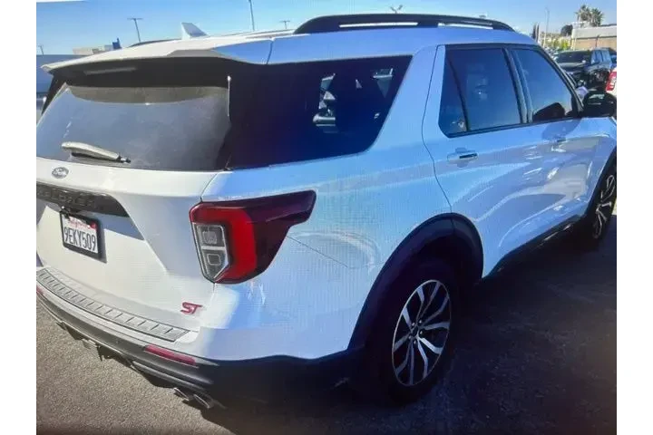 $33988 : Ford Explorer 2020 AWD ST 4d image 4