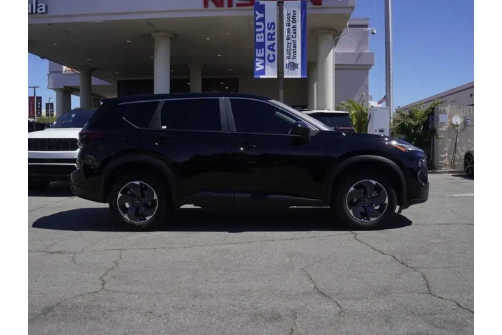 $19000 : Nissan Rogue 2024 SV 4dr Cro image 3