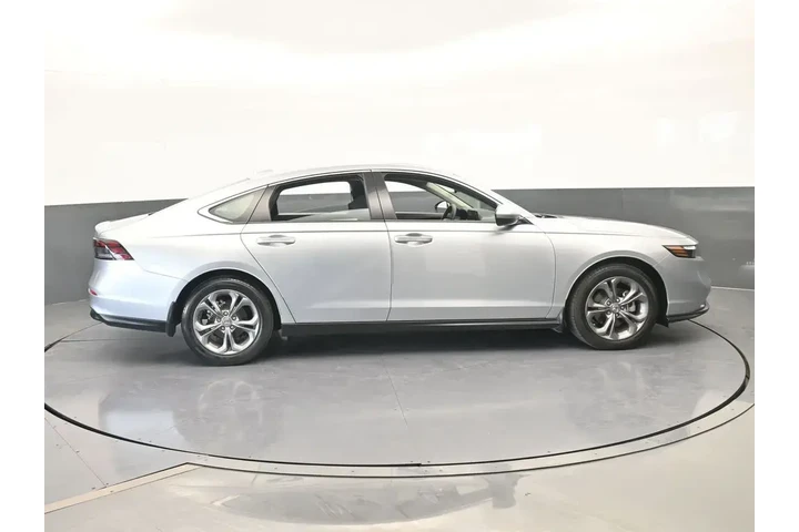 $23991 : Honda Accord 2024 EX 4dr Sed image 7