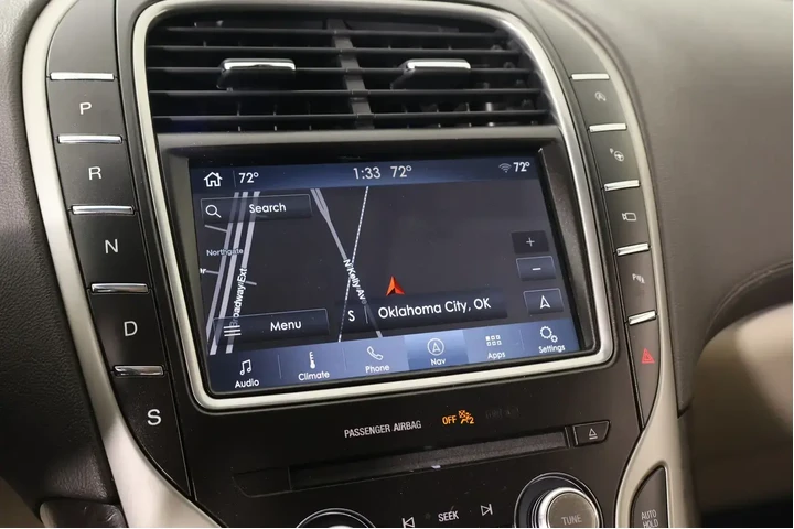 $24989 : Lincoln Nautilus 2019 AWD Re image 7