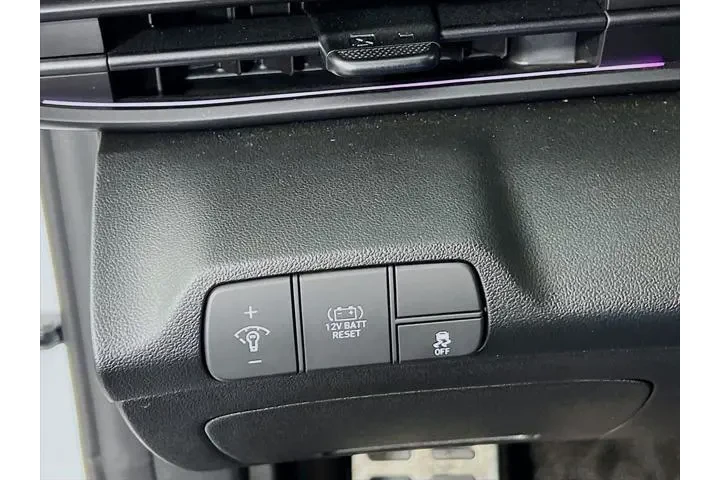 $26790 : Hyundai ELANTRA Hybrid 2025 image 10