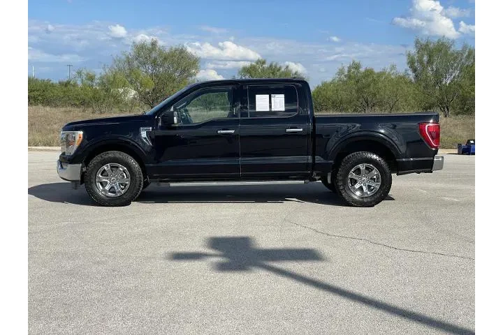 $33995 : Ford F-150 2023 4x2 XLT 4dr image 4