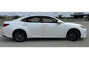 $28900 : Lexus ES 350 2018 4dr Sedan thumbnail