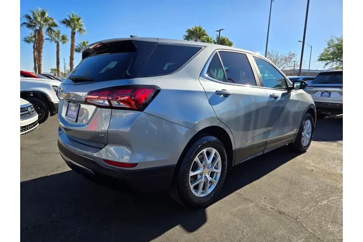 $18494 : Chevrolet Equinox 2024 LT 4d image 6