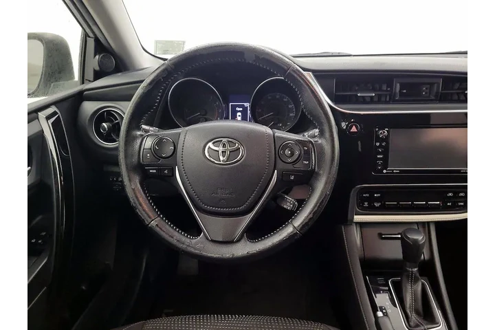 $15998 : Toyota Corolla iM 2017 4dr H image 10