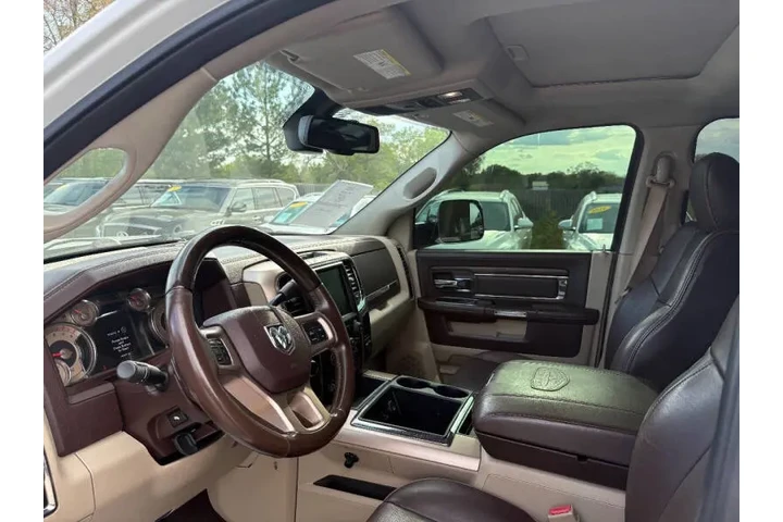 $27950 : 2013 RAM 2500 Laramie Longhorn image 9
