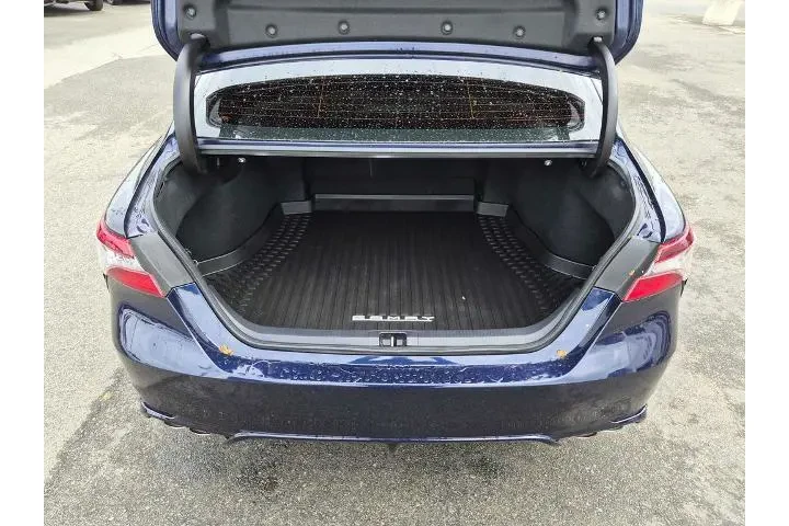 $29900 : Toyota Camry 2021 XSE 4dr Se image 10