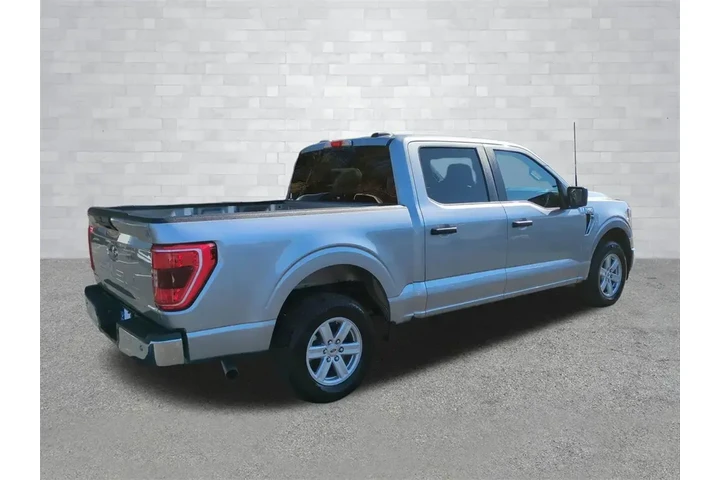 $31368 : Ford F-150 2023 4x2 XLT 4dr image 4