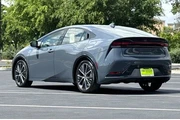 $30468 : Toyota Prius 2025 LE 4dr Hat thumbnail