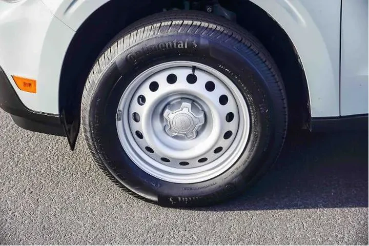 $25995 : Ford Maverick 2024 XL 4dr Su image 9