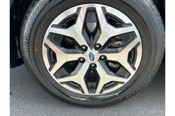 $28494 : Subaru Forester 2023 AWD Pre image 10