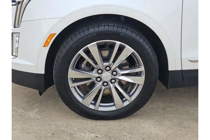 $37500 : Cadillac XT5 2025 Premium Lu image 10