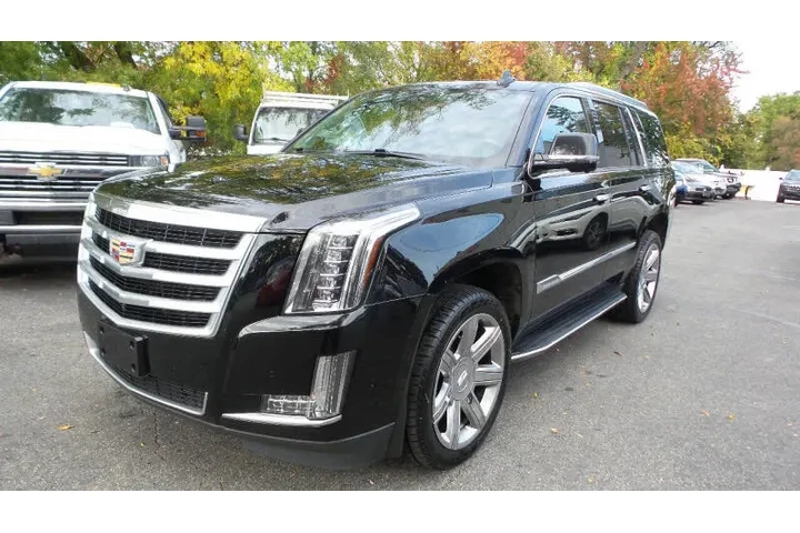$33900 : 2020 Escalade Luxury image 1