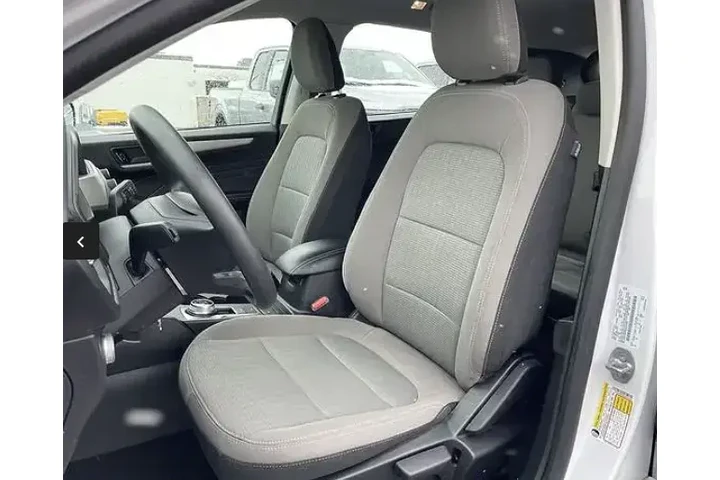 $17950 : Ford Escape 2022 S 4dr SUV image 8