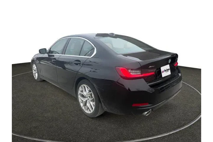 $39998 : BMW 3 Series 2025 AWD 330i x image 3