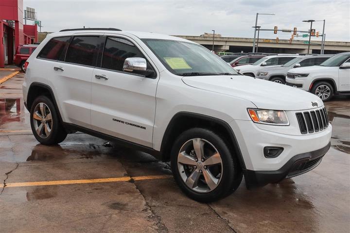 $17988 : 2016 Grand Cherokee Limited image 4