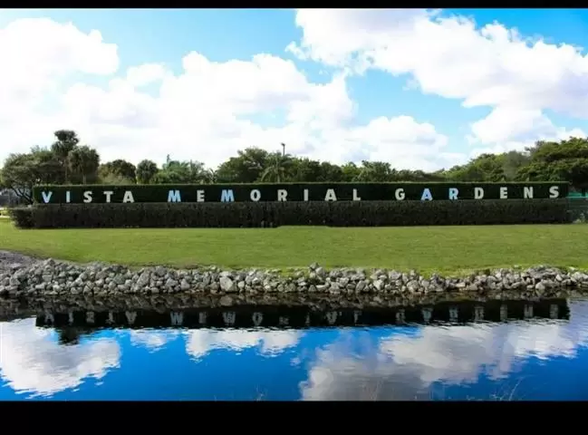 VISTA MEMORIAL GARDEN. image 3