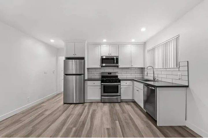 $1100 : Unidad 1 dormitorio en LA image 1