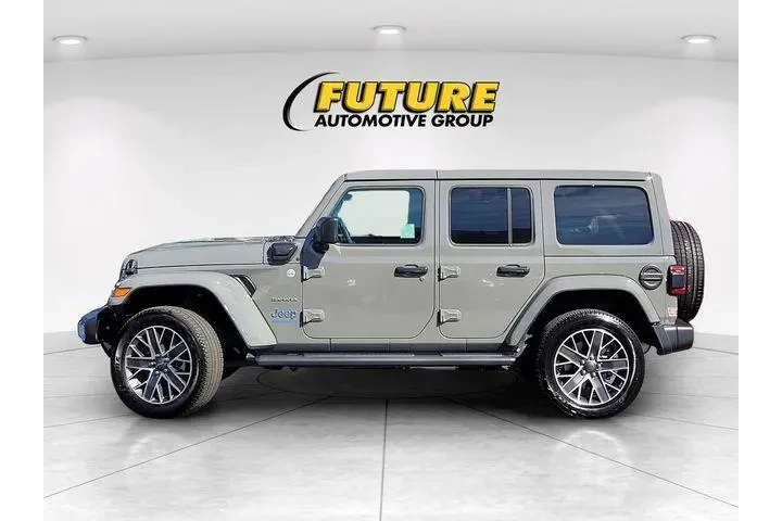$27588 : Jeep Wrangler 2023 4x4 High image 8