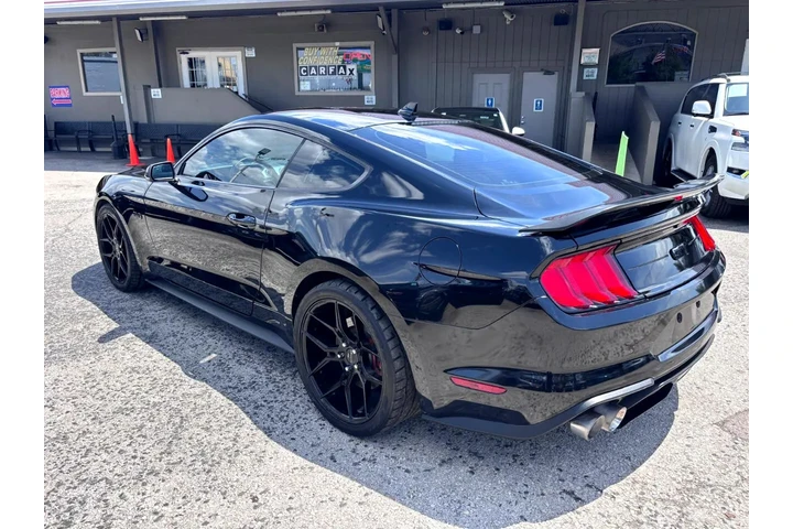 2021 Mustang GT Premium image 5