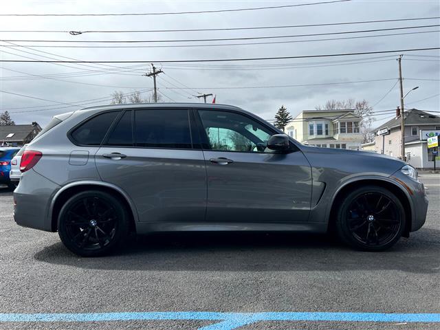 $31495 : 2018 BMW X5 image 4