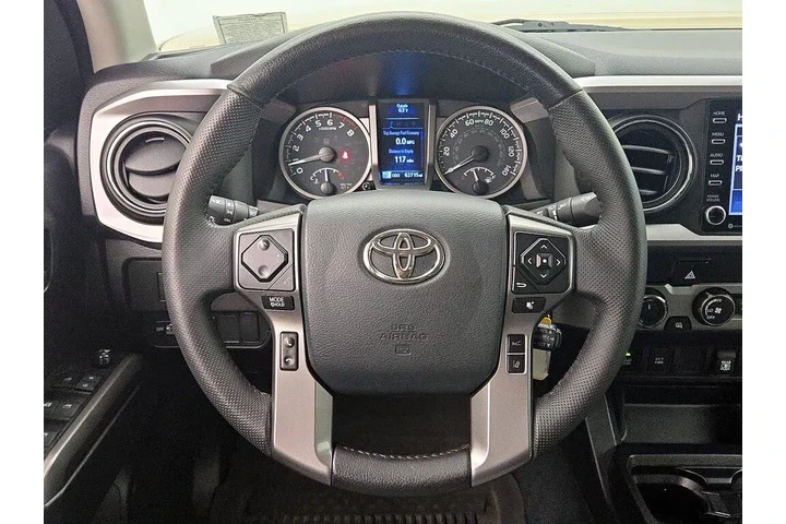 $33998 : Toyota Tacoma 2020 4x4 SR5 V image 10