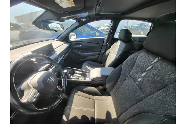 $28450 : Honda Accord Hybrid 2024 Spo image 10