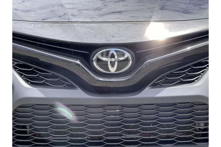 $24395 : Toyota Camry 2024 SE 4dr Sed image 3