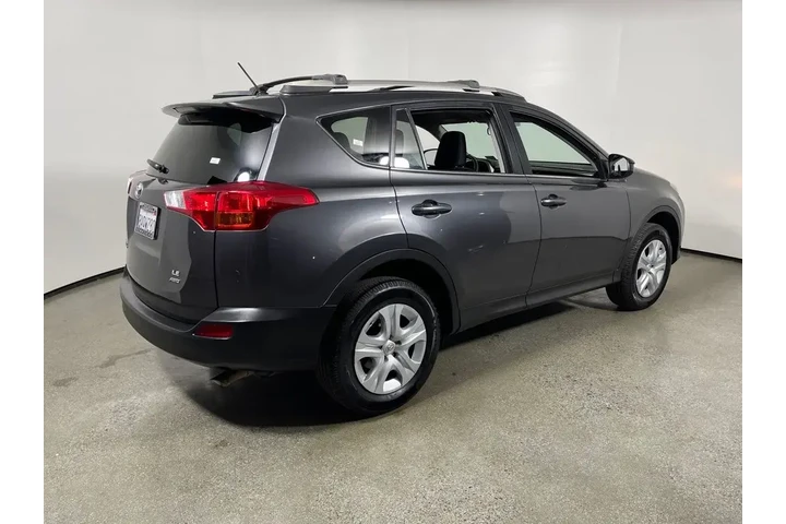 $11995 : Toyota RAV4 2015 AWD LE 4dr image 3