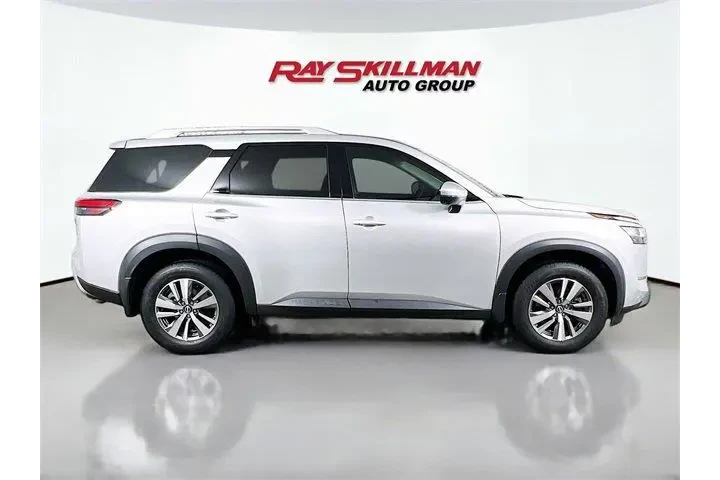 $30975 : Nissan Pathfinder 2022 AWD S image 8